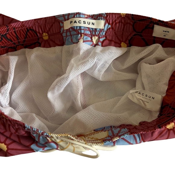 PacSun Floral 17” Swim Trunks - Picture 5 of 6